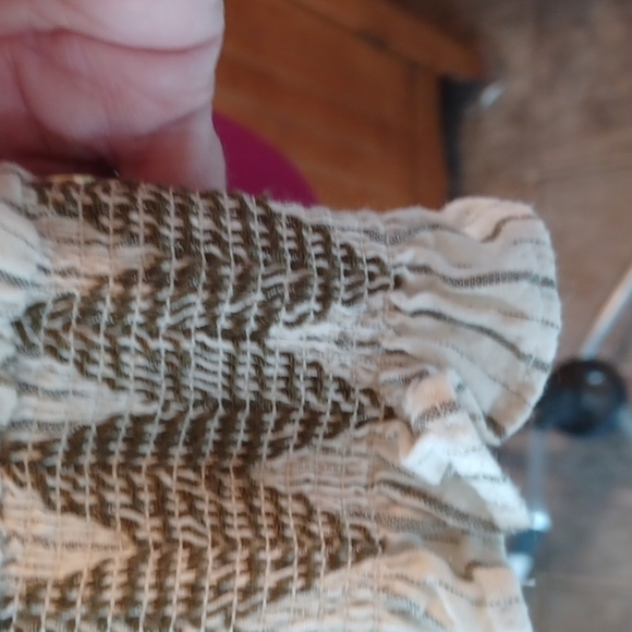 ANTHROPOLOGIE VANESSA VIRGINIA OFF THE SHOULDER CROPPED TOP - Picture 4 of 9